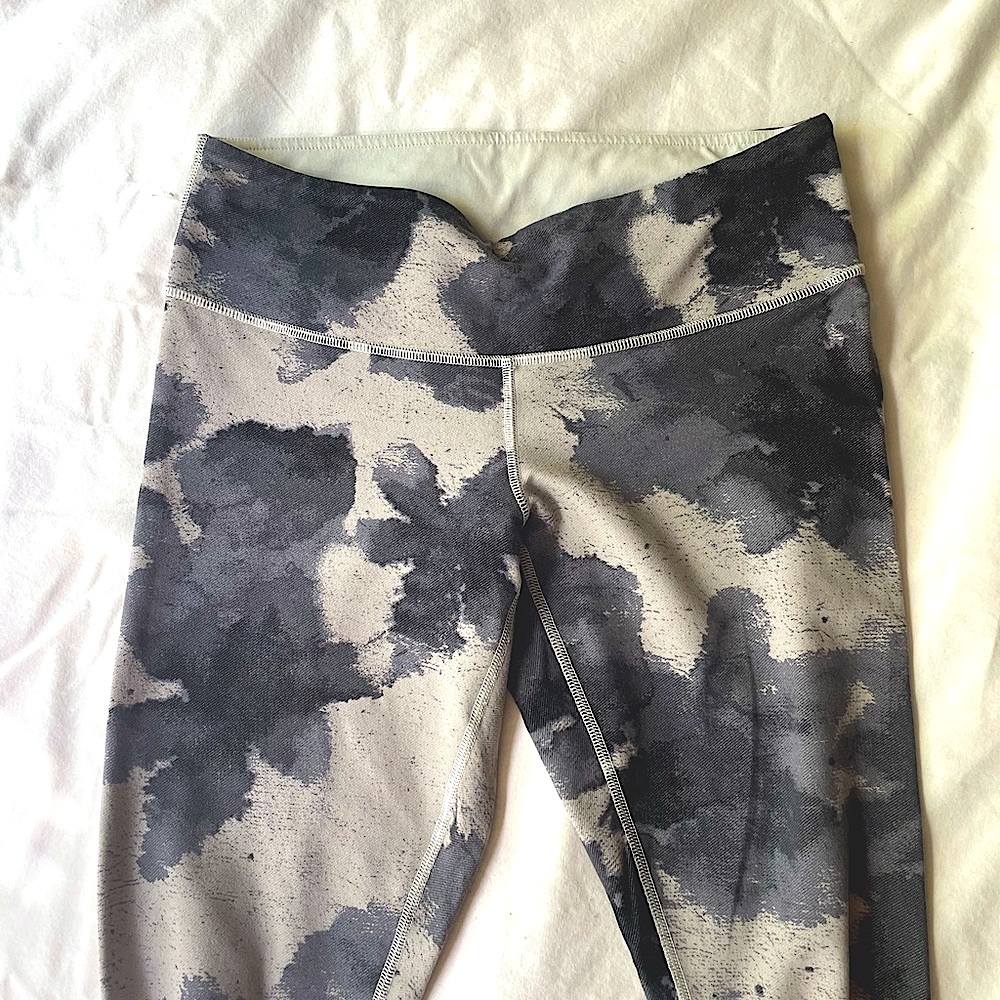 Lululemon wunder under tight